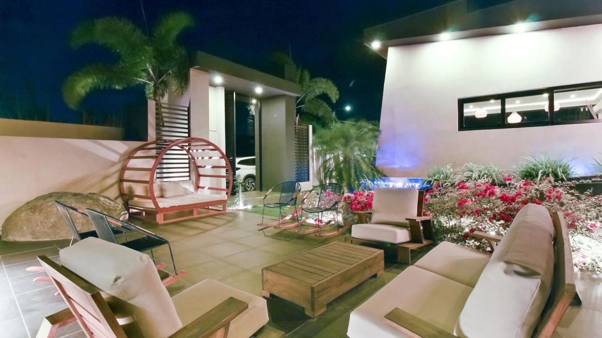 Bocobay Zen Garden Villa Noord